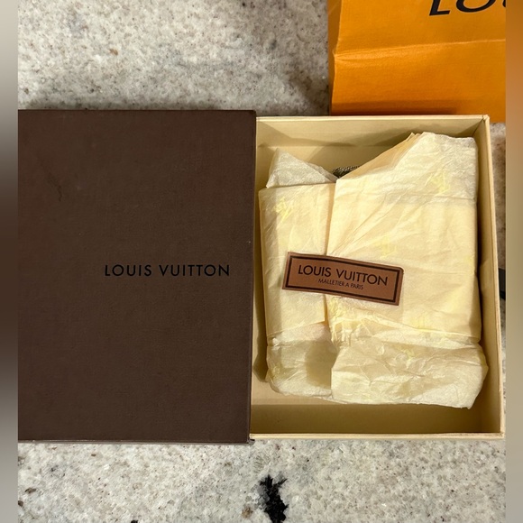 LOUIS VUITTON Mini Monogram Conte de Fees Butterfly Porte-Monnaie Coin Purse - Picture 3 of 14